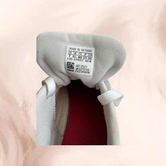 White Adidas Advantage Sneakers with Pink Accents (US 8.5) - Picture 2 of 8
